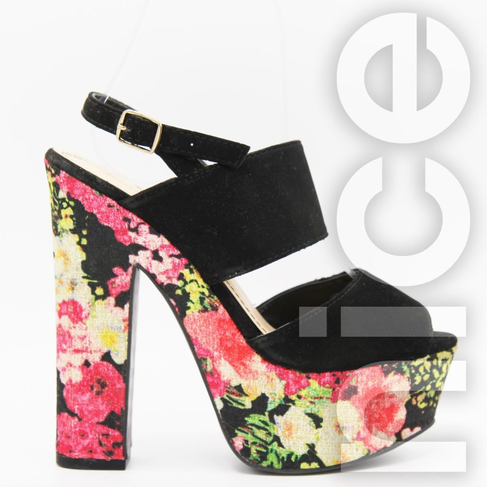 QUPID CLEMENCE HEELS